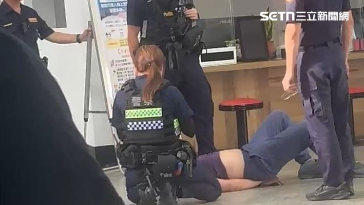 稅務局員工大鬧辦公室!控遭霸凌躺地拒捕