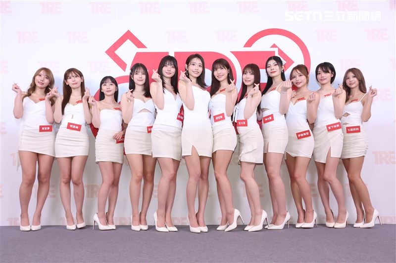 河北彩花領軍多位人氣女優參加今年TRE台北國際紅人展。（圖／記者鄭孟晃攝影）
