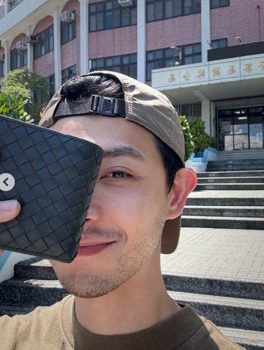 連晨翔感性致謝大家的幫忙。(圖/翻攝自IG)
