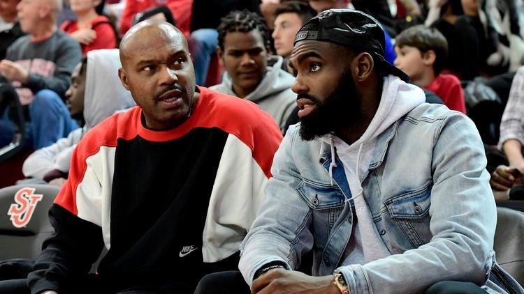 父親老哈達威(Tim Hardaway Sr.)拒絕讓兒子小哈達威(Tim Hardaway Jr.)在熱火穿自己已退役的10號球衣。(圖/翻攝自X平台 @NBAPolska23)