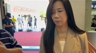 萬美玲被問兒爭議臭臉　昔出席活動反應曝