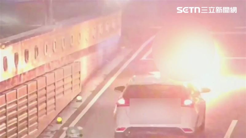 林森南路地下道火燒車 騎士手腳燙傷送醫