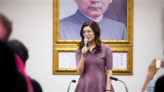 股市快五萬點！鄭麗文：台灣根、心快爛了