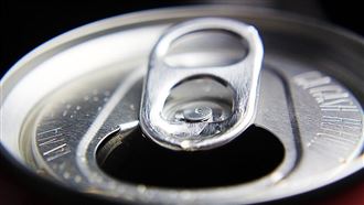 小心！男對嘴喝罐裝飲料「感染漢他病毒」