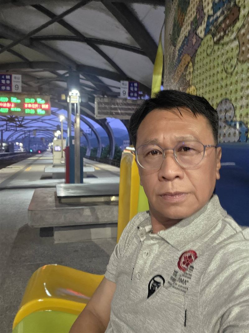 游安順只是掛名的股東,未來計畫開私廚。(圖/翻攝自游安順臉書)