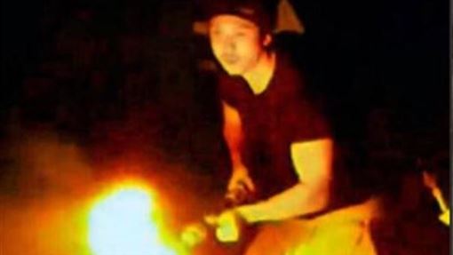 孫安佐火槍案內幕！他轟背骨仔