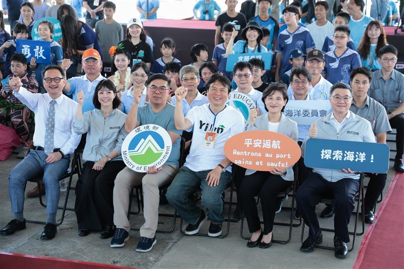 行政院長卓榮泰出席「2026航向東海-探索海洋」啟航典禮（圖／行政院提供）