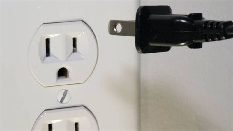 拔插頭真的能省電?專家點名3家電別亂拔