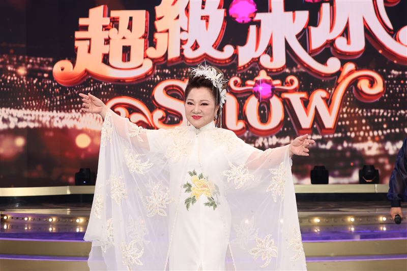 白冰冰今天開棚。（圖／記者鄭孟晃攝影）