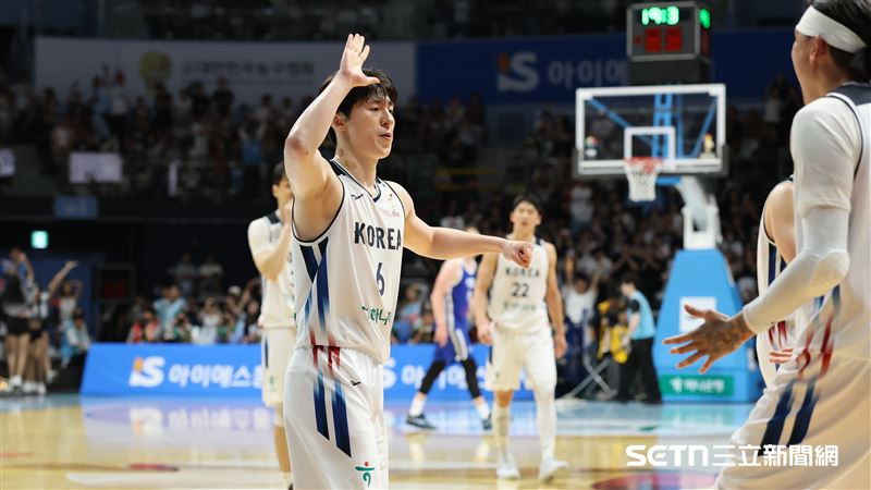 日韓大戰前夕噩耗 韓國李政炫腳傷恐缺陣