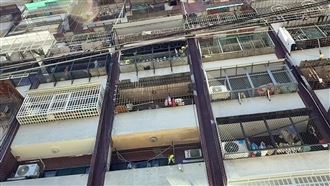 高雄命案！6旬男遭刺死…逮2嫌3男1女在逃