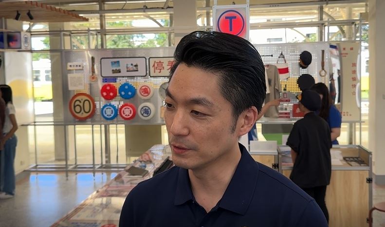 蔣萬安被問到致癌油影響的學校到底有多少間時表示,查了各級學校「可能有42間」(圖/北市府提供)
