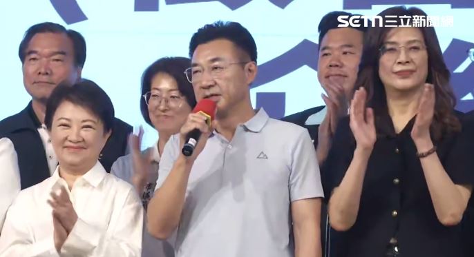 盧秀燕、江啟臣、鄭麗文今同台，鄭麗文還說盧秀燕是共同的媽媽（圖／翻攝畫面）