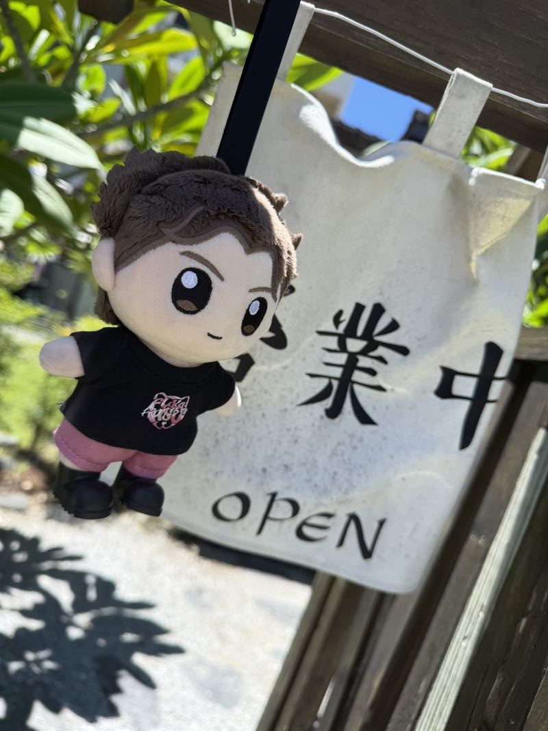 許富凱推出周邊商品。(圖/喜樂娛樂提供)