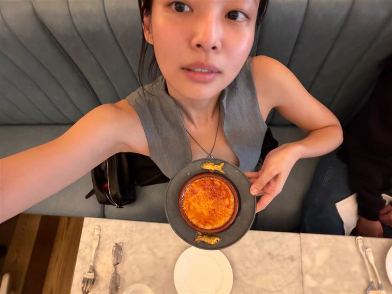 BLACKPINK成員Jennie曬出多張美照。(圖/翻攝自IG @jennierubyjane)