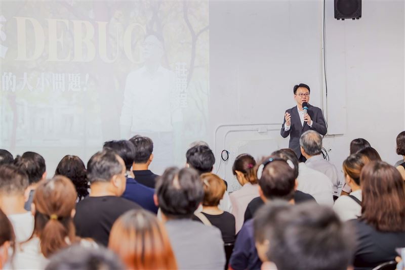 莊競程表示，若有機會擔任市長，他將以工程專業與跨領域思維，一項一項「Debug」市政問題（圖／莊競程競辦提供）