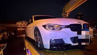 國1掉落物事故！「15車中鏢」爆胎、車損