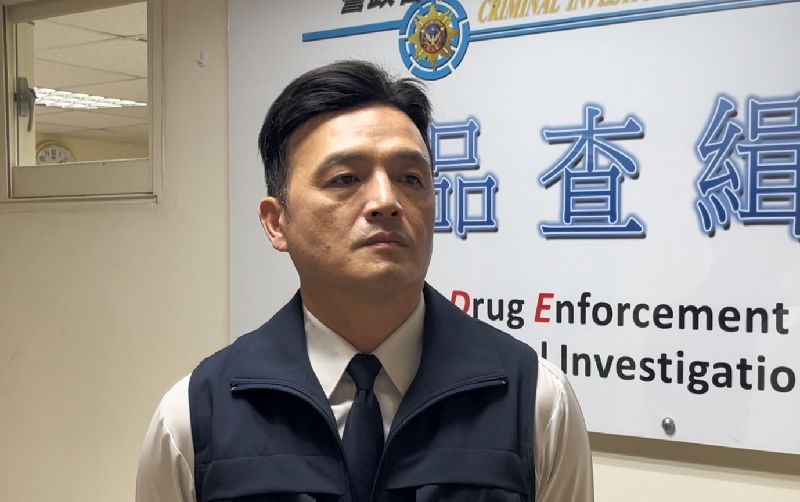 警政署刑事局毒品查緝中心副大隊長鄭偉豪（圖）表示，警政署分析民國115年查獲毒駕案件檢出毒品比例，以甲基安非他命約75%為主，俗稱喪屍煙彈的依托咪酯約20%次之