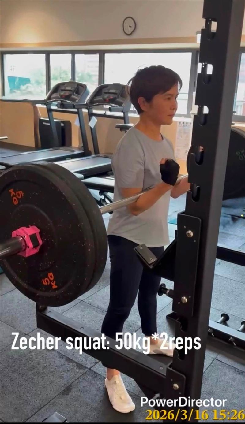 李艷秋PO出近照闢謠。(圖/翻攝自李艷秋臉書)
