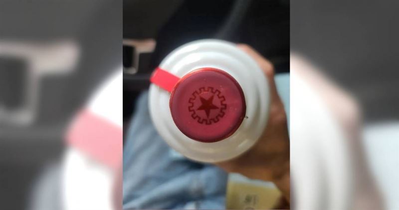 大陸一名劉姓男子明知是假酒仍購買,事後竟告上法院要賣家賠償,近日判決出爐,(圖/翻攝自微博/紅星新聞)