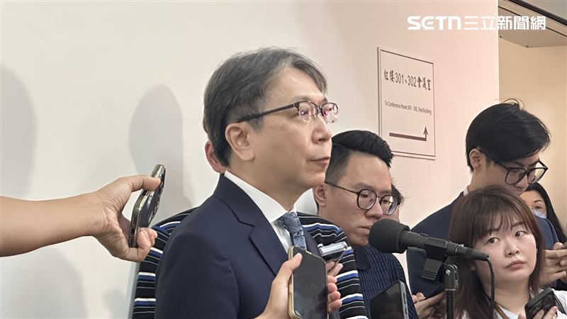 國安局長蔡明彥受訪(圖/記者詹宜庭攝影)