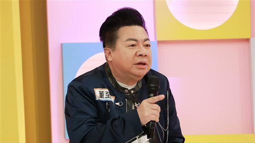 遭浩子噴火表演波及！董至成倒地送醫搶命