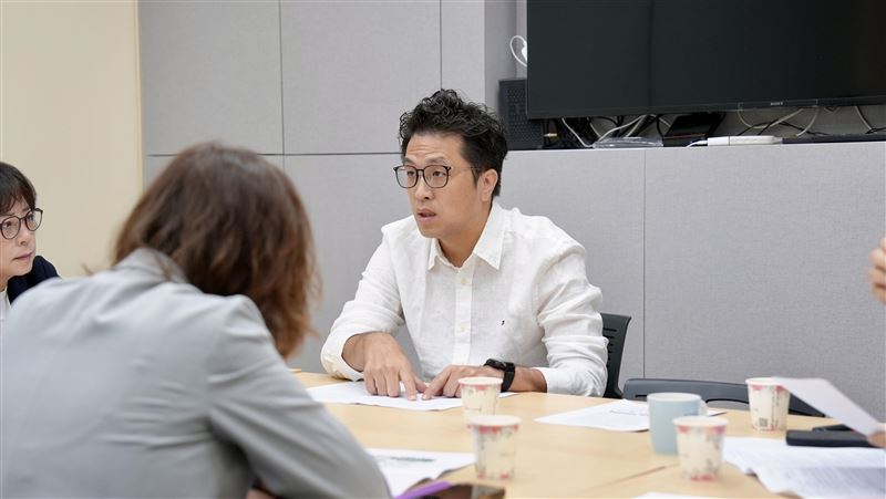 公布致癌油業者名單!沈伯洋:應每天更新