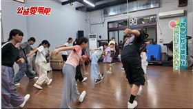 菊島小衛星守家庭  多元課程自信舞動