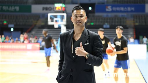 世界盃資格賽亞洲區第3階段，PLG副會長陳建州現身觀戰。（圖／特派記者劉彥池攝影）