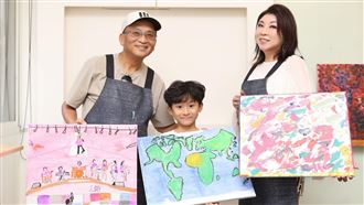 孔鏘罕見合體7歲金孫　愛孫成癡日常曝光