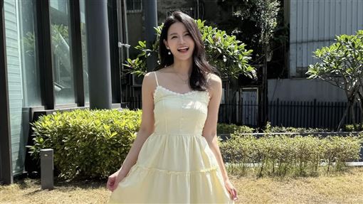 外國遊客來台朝地板狂拍　女星曝驚人真相