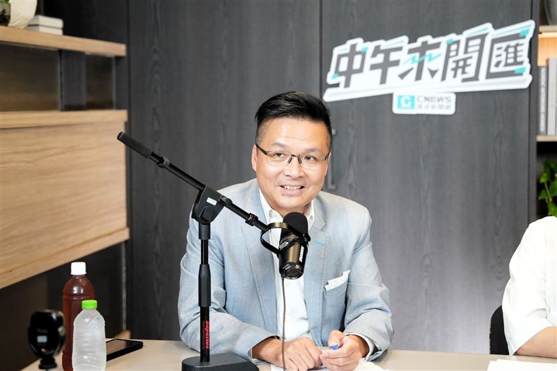 吳旭智今日接受主持人黃光芹節目《中午來開匯》專訪(圖/CNEWS匯流新聞網提供)