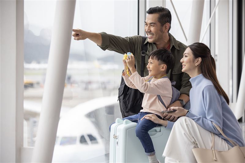 國泰航空攜手可樂旅遊、易遊網旅行社、泰元旅行社及雄獅旅遊推出「香港夏日盛會」機加酒自由行專案。(圖/國泰航空提供)