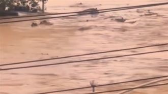 中國水庫傳潰堤 居民:家沒了、水裡好多人