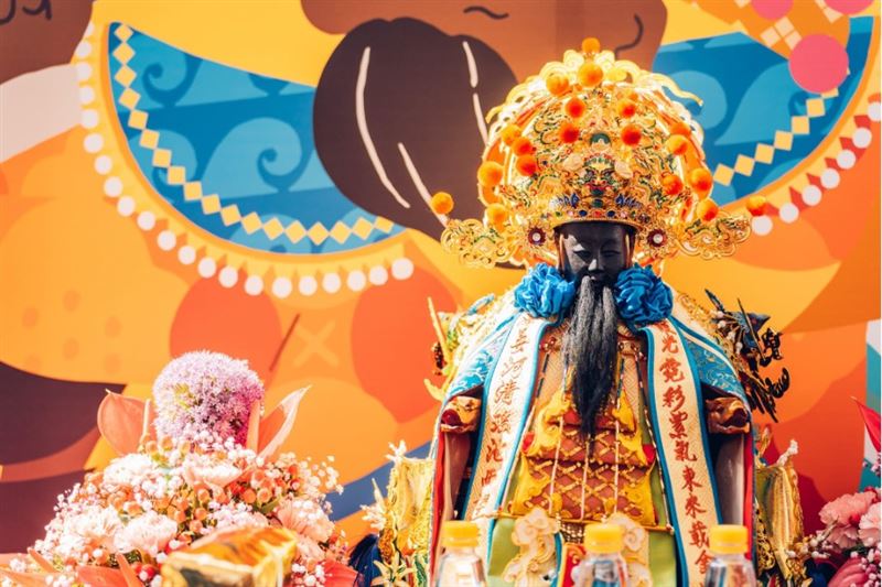 今年城隍爺的新衣。(圖/翻攝自台北霞海城隍廟粉絲專頁)
