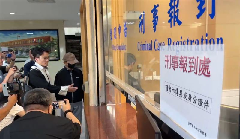 張國華、張國政等9名疑涉及內線交易相關人士,移送北檢偵訊後結果陸續出爐。(圖/三立新聞)