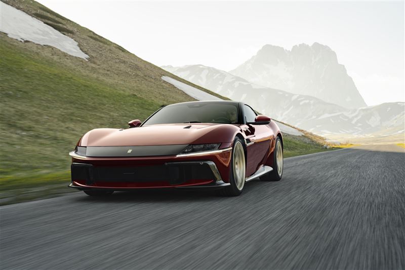 Ferrari 12Cilindri Manuale限量手排超跑。(圖/Ferrari提供)