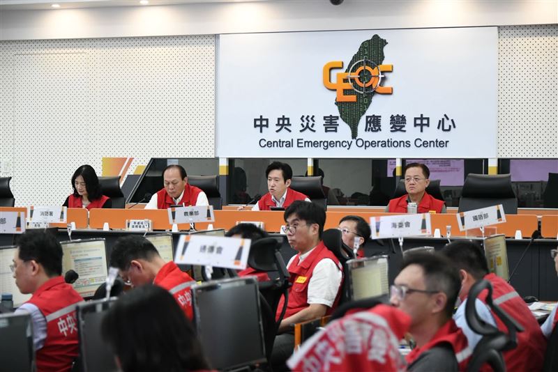 行政院秘書長張惇涵，巴威颱風來勢洶洶，有5件事請大家特別留意。（圖／翻攝自張惇涵臉書）