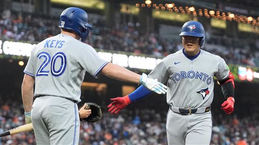岡本和真炸20轟！　加入大谷、村神寫紀錄