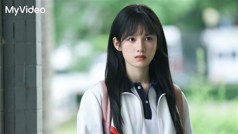 張婧儀飾演的角色有著不服輸個性，以嶄新面目重逢「哥哥」。（圖／台灣大哥大MyVideo提供）