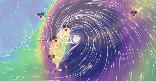 過去一段時間巴威颱風路徑偏南修正,但整體走勢仍維持「北轉再向西北走」。(圖/翻攝自氣象署)