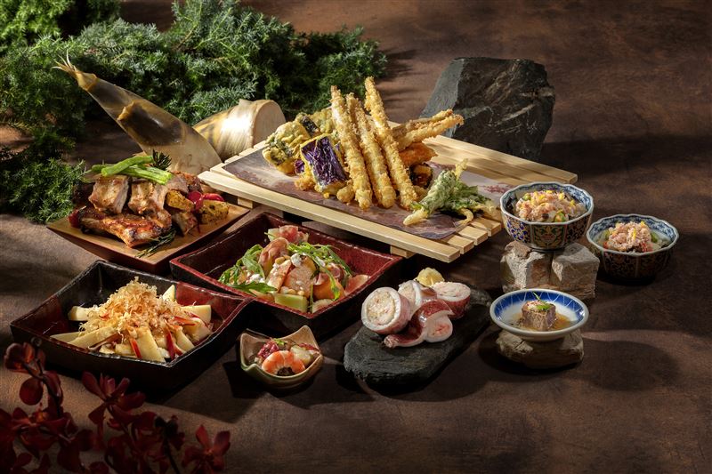 欣葉日本料理和食NAGOMI 7至9月推出「盛夏和宴」期間限定菜單,以鰻魚、竹筍、旬魚及海鮮等夏季食材入饌,集結逾15道限定料理。(圖/欣葉日本料理和食NAGOMI提供)