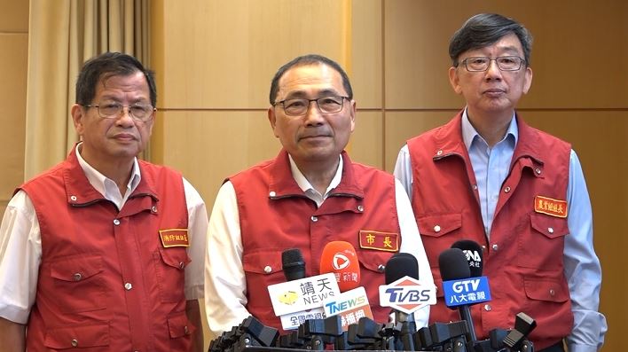 強颱巴威北北基桃放颱風假？侯友宜這樣說
