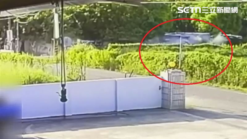 屏東死亡車禍,事故畫面曝光。(圖/翻攝畫面)
