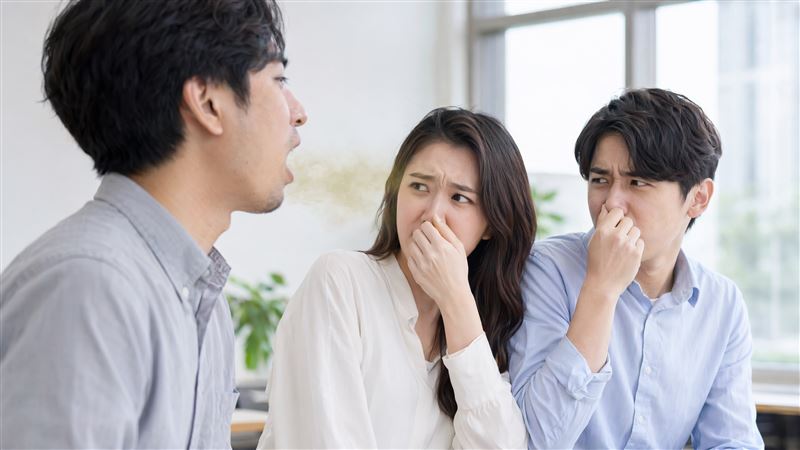 被嫌別靠近！人夫狂刷牙仍口臭 5病警訊曝