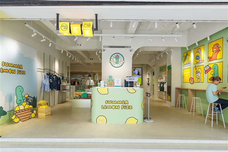 CACO cafe攜手JOGUMAN打造檸檬果園主題空間。(圖/品牌業者提供)