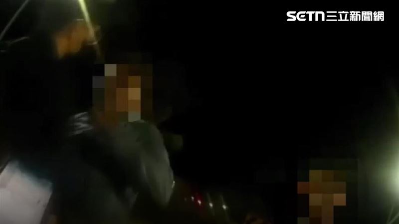 高雄有飼主在大寮一個公園遛狗,被指控長期不繫繩曾經咬傷過人,被害人指控不到一個月雙方又遇到且又受傷,最後決定報警提告