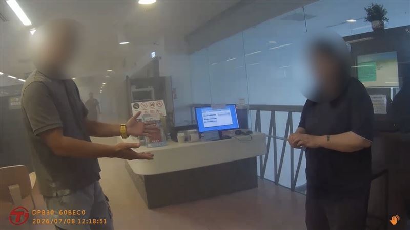 圖書館變白色地獄！暴走咆哮姐早通緝
