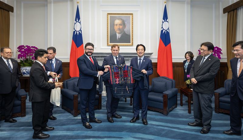 總統賴清德接見瓜地馬拉共和國國會議長康特雷斯一行(圖/總統府提供)