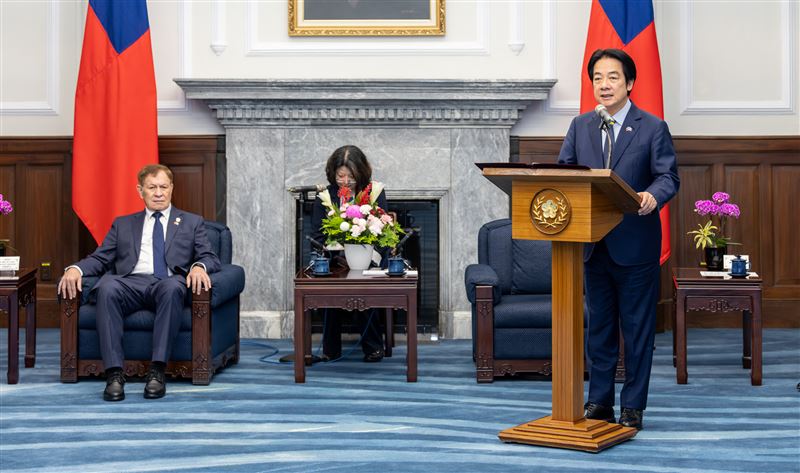 賴清德表示,未來政府會持續鼓勵更多台灣廠商,將瓜地馬拉做為布局美洲市場的重要樞紐(圖/總統府提供)